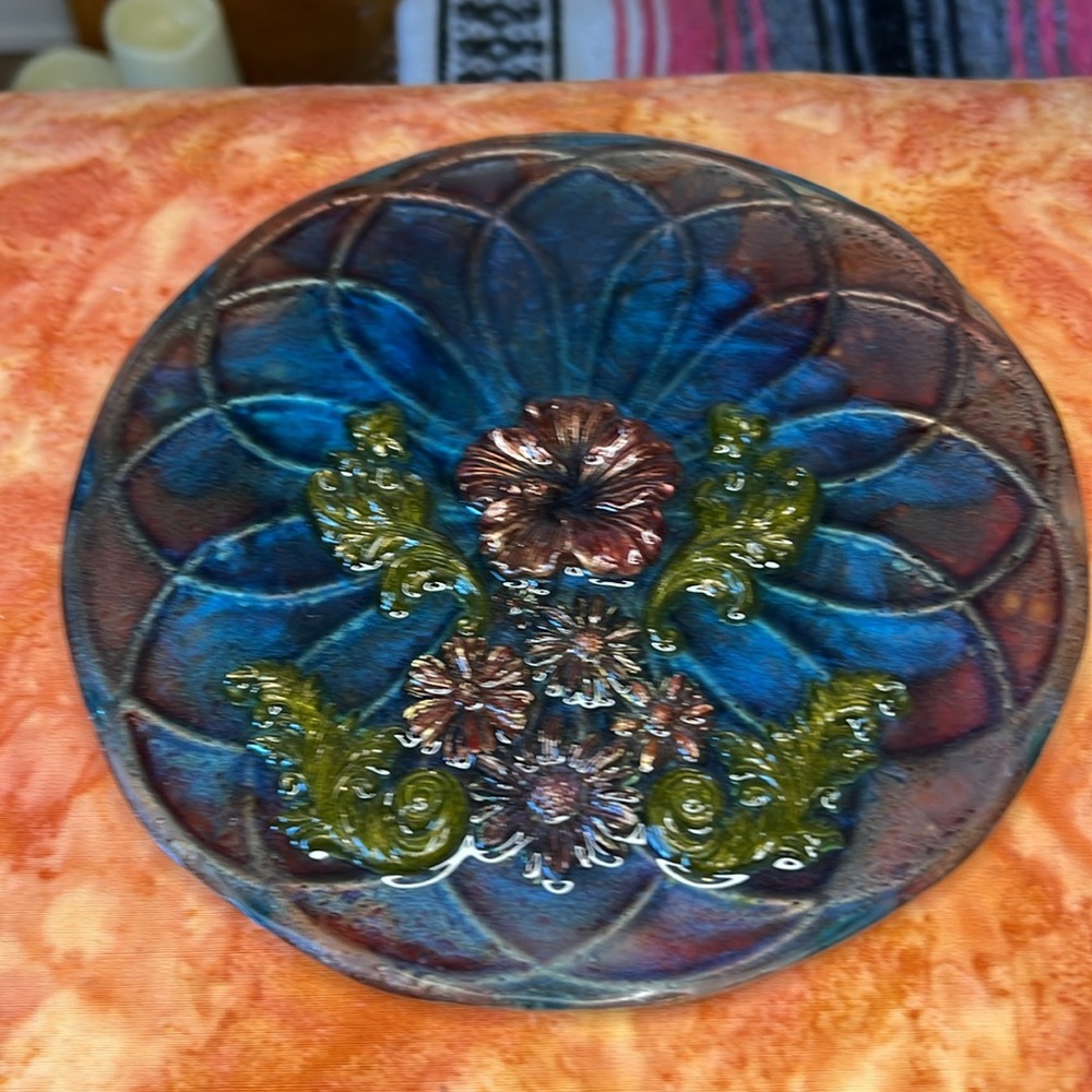 Geometric Floral Resin Art Disc - Picture 2 of 5